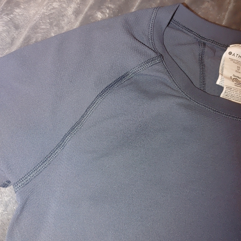 Athleta Gray Short Sleeve T-Shirt, Size XS - Picture 9 of 9